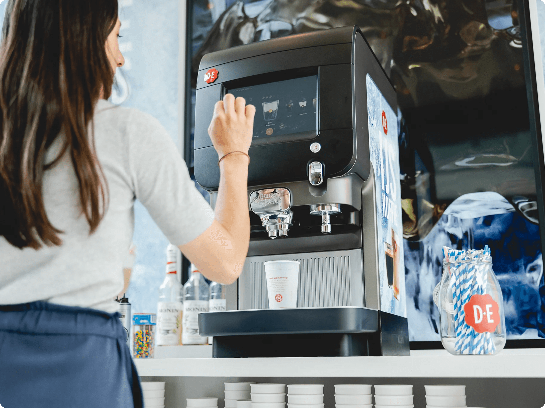 Creating a 100% digital journey from machine selection to maintenance